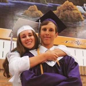 Meet your Posher, Aly